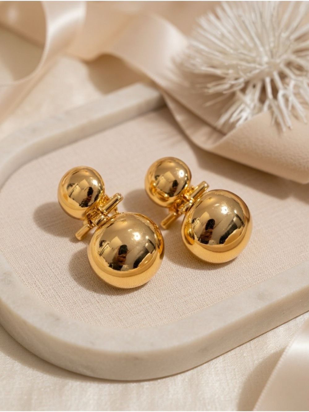 Vintage Gold Tone Double Ball Drop Clip On Earrings Retro 80s Statement